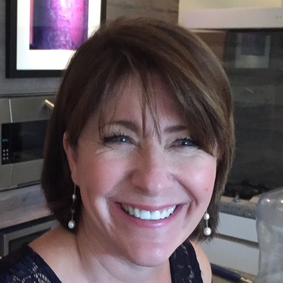 Meet Your Posher - Picture 1 of 3